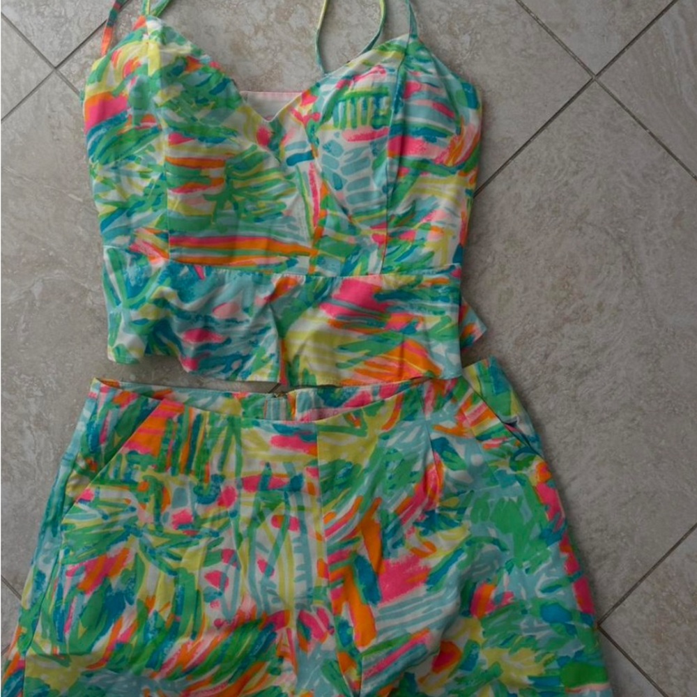 Lilly Pulitzer Vibrant Multicolor Shorts Set
